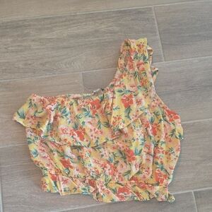 Floral One-Shoulder Top